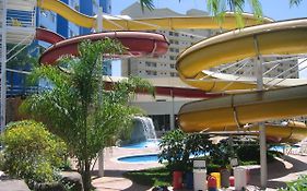 Flat no Golden Dolphin Grand Hotel - 6 pessoas